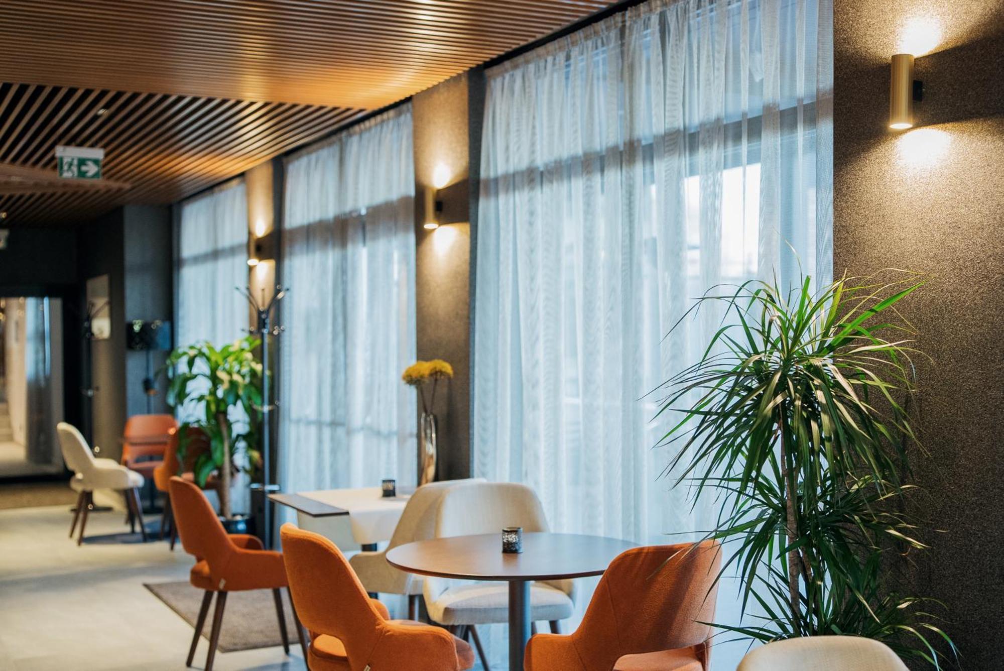 Bordur Wellness Hotel Superior Es Szonyegmuzeum Békésszentandrás Extérieur photo
