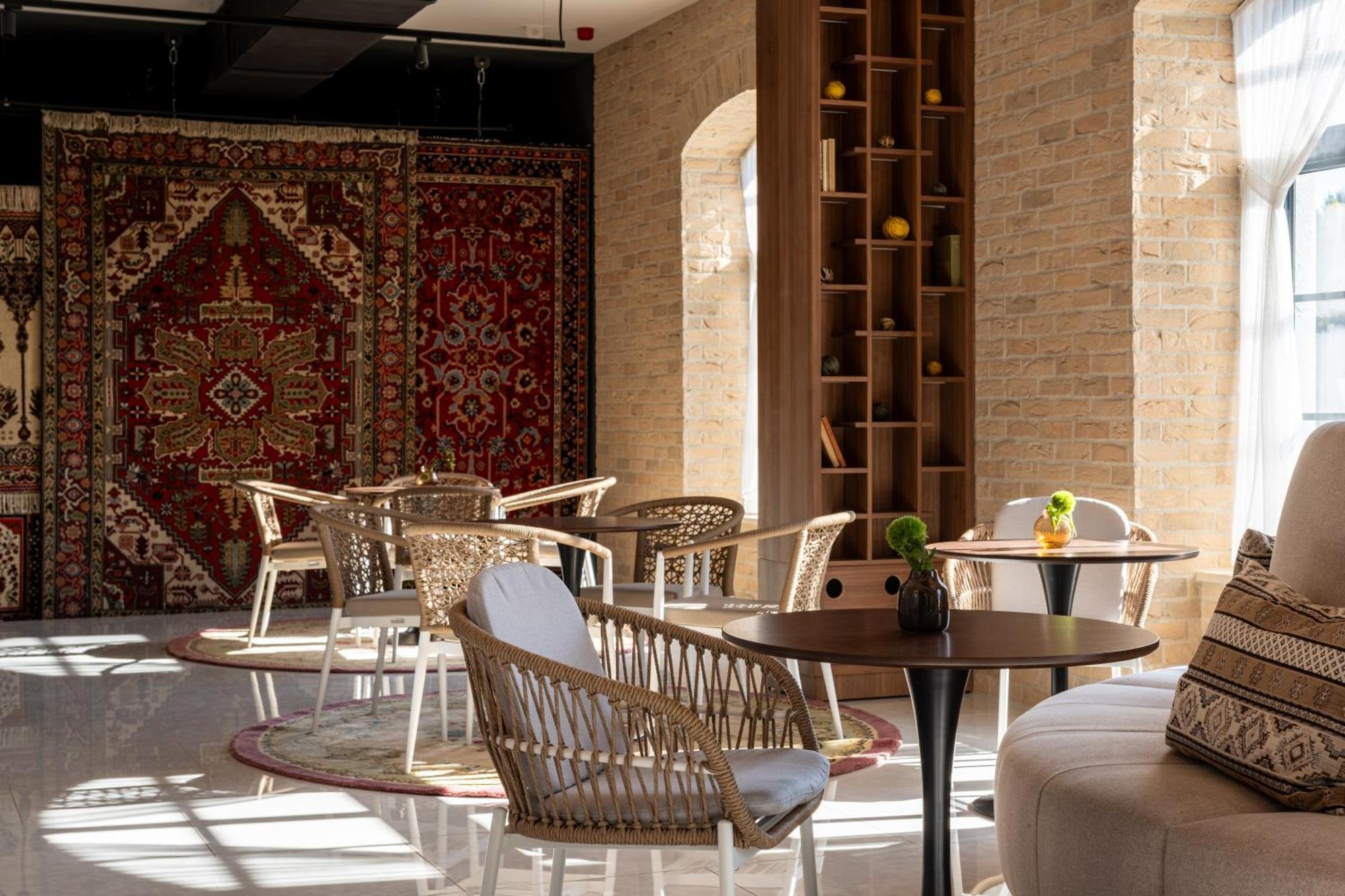 Bordur Wellness Hotel Superior Es Szonyegmuzeum Békésszentandrás Extérieur photo